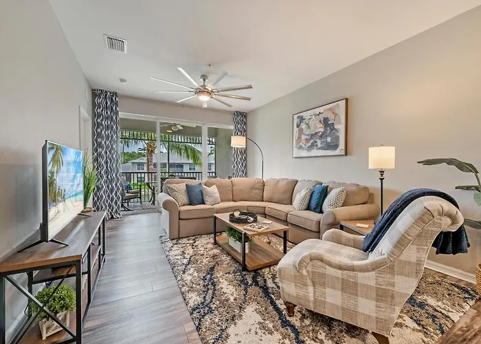 Golf Condo- Resort Pool- Lakeview- 10Mi To Beaches